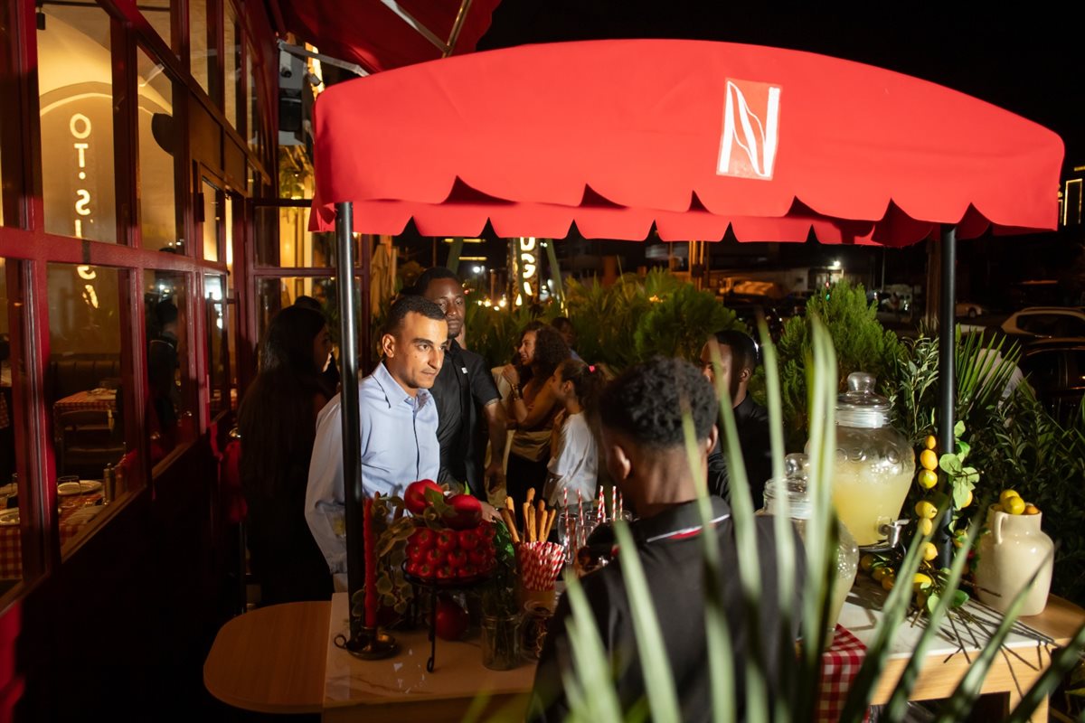 إفتتاح حاشد ل NAPizza في أبيدجان: النكهة الإيطالية الأصيلة بين أيديكم!