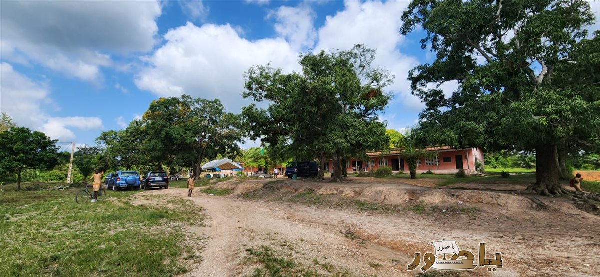 الجامعة اللبنانية الثقافية فرع أبيدجان تواصل دعمها التربوي بتوزيع مستلزمات مدرسية في عدد من المناطق