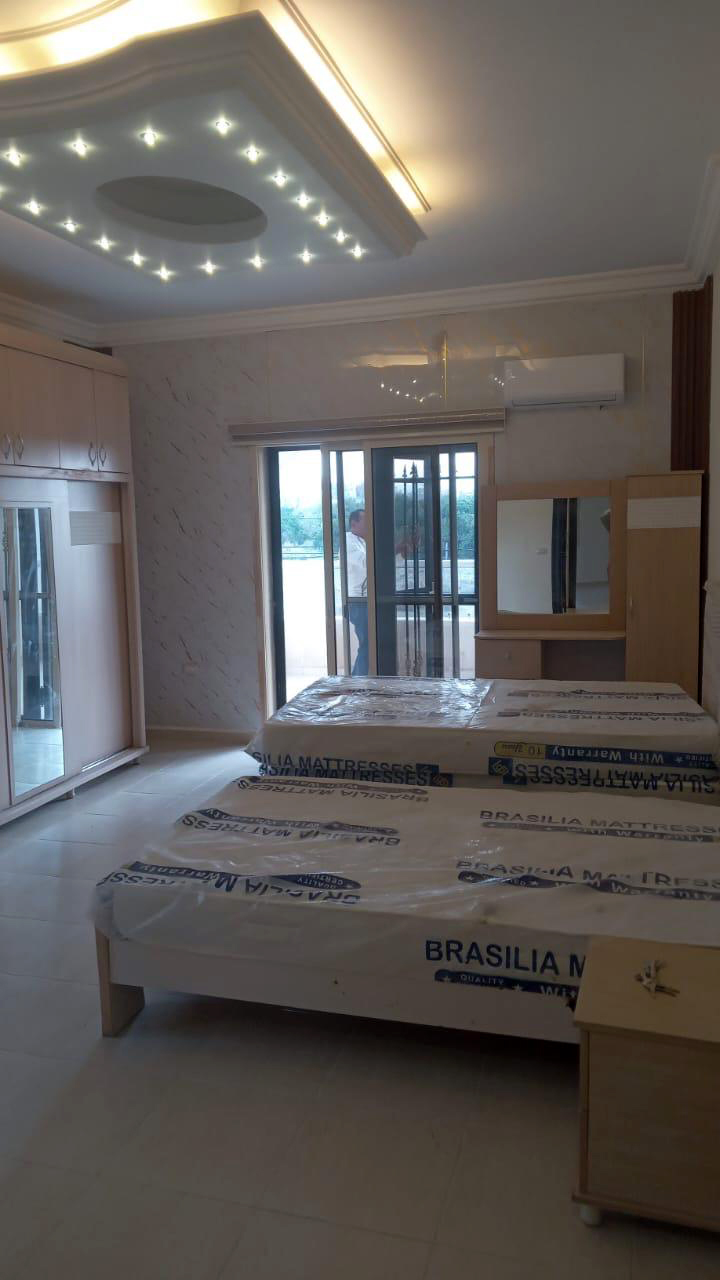 بالصور: فيلا مميزة ٣ طوابق للبيع في منطقة برج بعلبكي