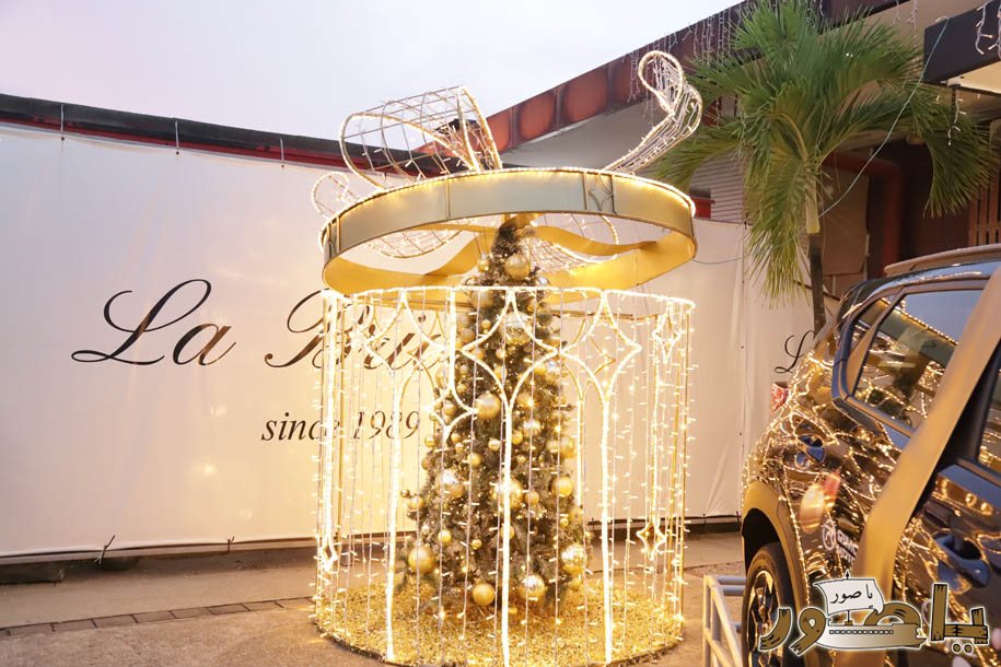 بريما سنتر في أبيدجان يتألق بزينة الأعياد ويستقطب آلاف الزوار!