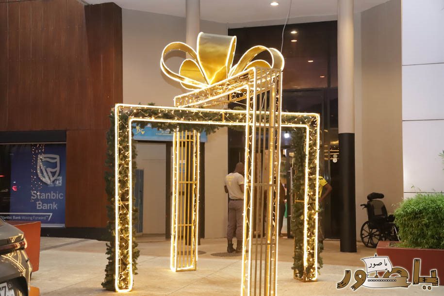 بريما سنتر في أبيدجان يتألق بزينة الأعياد ويستقطب آلاف الزوار!