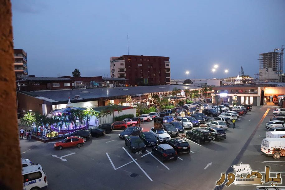 بريما سنتر في أبيدجان يتألق بزينة الأعياد ويستقطب آلاف الزوار!