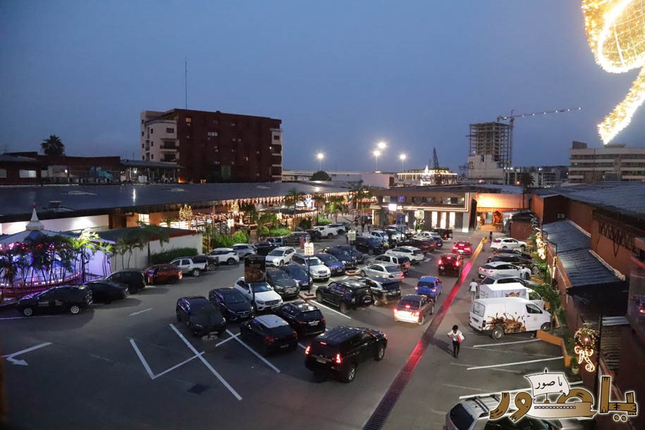 بريما سنتر في أبيدجان يتألق بزينة الأعياد ويستقطب آلاف الزوار!