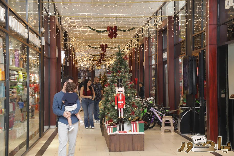 بريما سنتر في أبيدجان يتألق بزينة الأعياد ويستقطب آلاف الزوار!