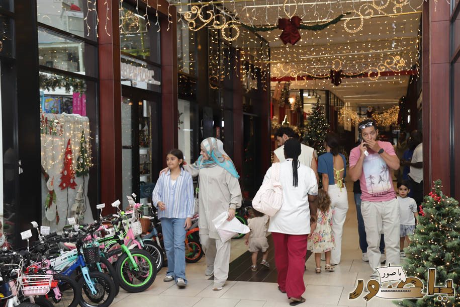 بريما سنتر في أبيدجان يتألق بزينة الأعياد ويستقطب آلاف الزوار!