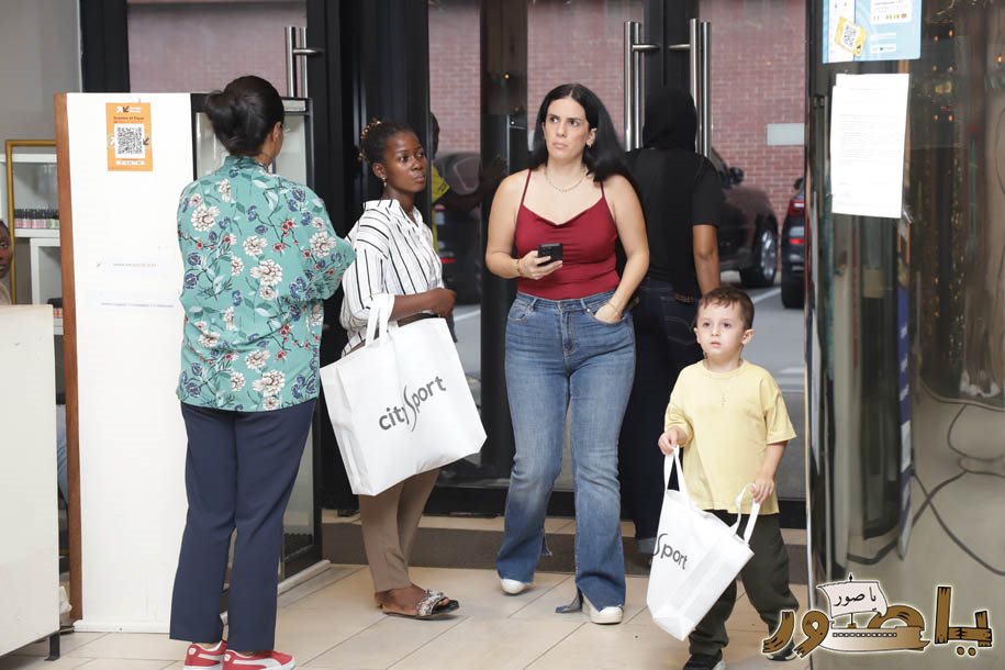 بريما سنتر في أبيدجان يتألق بزينة الأعياد ويستقطب آلاف الزوار!