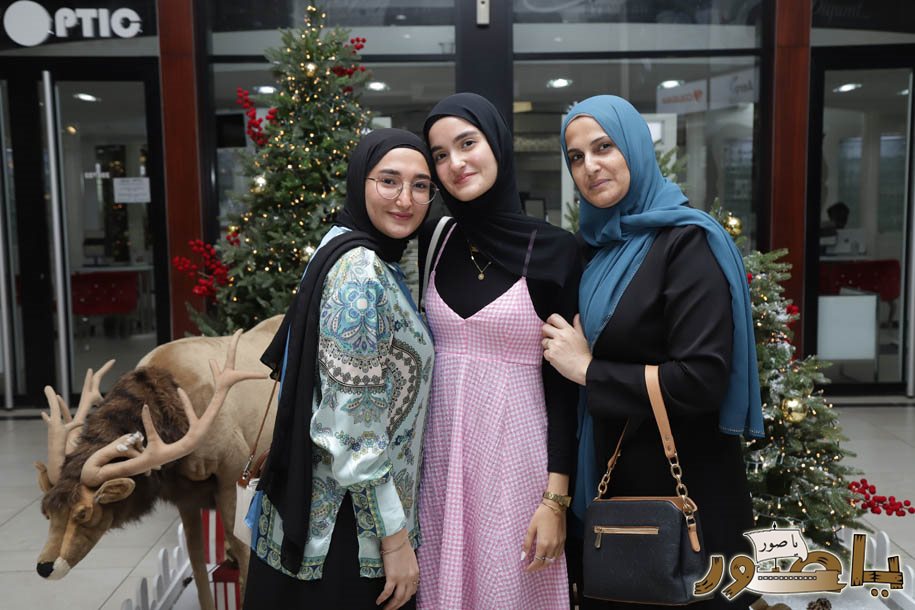 بريما سنتر في أبيدجان يتألق بزينة الأعياد ويستقطب آلاف الزوار!