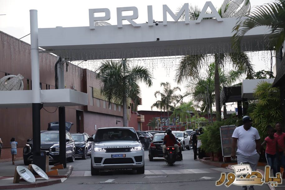 بريما سنتر في أبيدجان يتألق بزينة الأعياد ويستقطب آلاف الزوار!