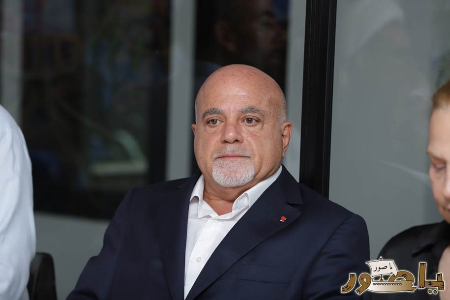 بالصور من أبيدجان: آل الخليل يتقبلون التعازي بالسفير خليل الخليل في مجلس عزاء مهيب