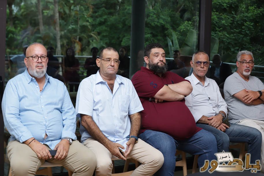 بالصور من أبيدجان: آل الخليل يتقبلون التعازي بالسفير خليل الخليل في مجلس عزاء مهيب