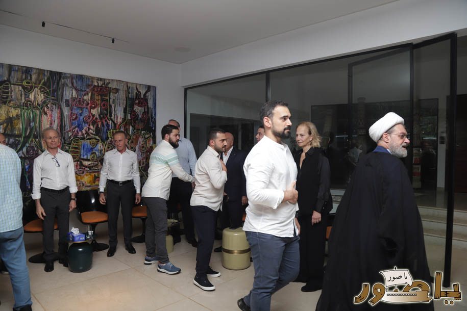 بالصور من أبيدجان: آل الخليل يتقبلون التعازي بالسفير خليل الخليل في مجلس عزاء مهيب