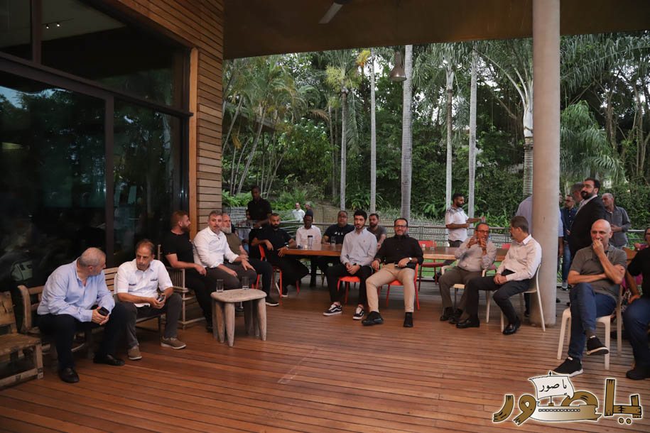 بالصور من أبيدجان: آل الخليل يتقبلون التعازي بالسفير خليل الخليل في مجلس عزاء مهيب