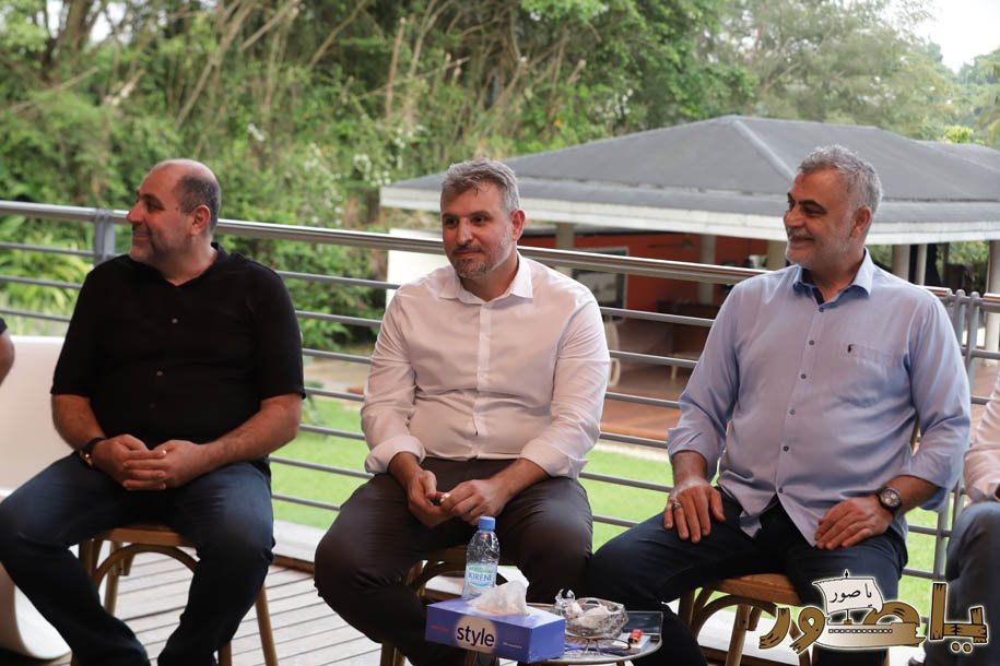 بالصور من أبيدجان: آل الخليل يتقبلون التعازي بالسفير خليل الخليل في مجلس عزاء مهيب