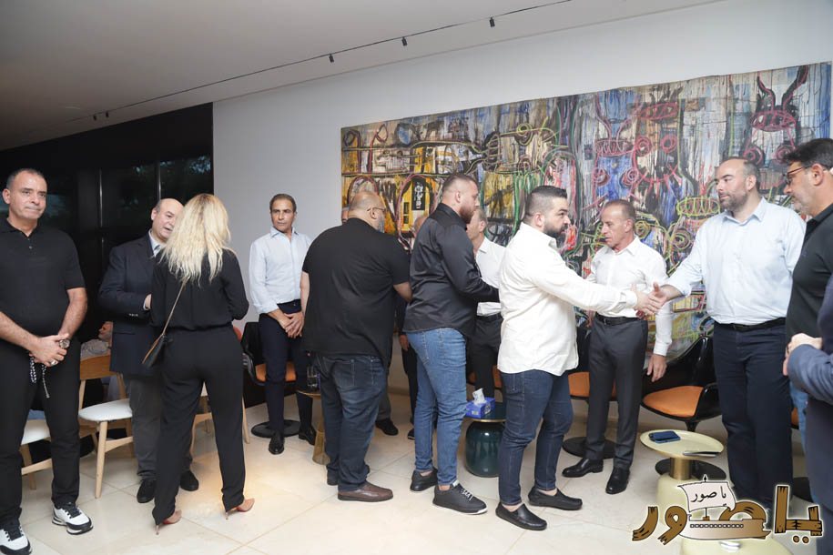 بالصور من أبيدجان: آل الخليل يتقبلون التعازي بالسفير خليل الخليل في مجلس عزاء مهيب