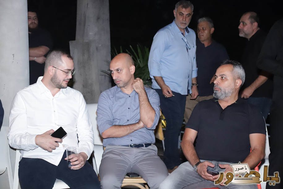 بالصور من أبيدجان: آل الخليل يتقبلون التعازي بالسفير خليل الخليل في مجلس عزاء مهيب