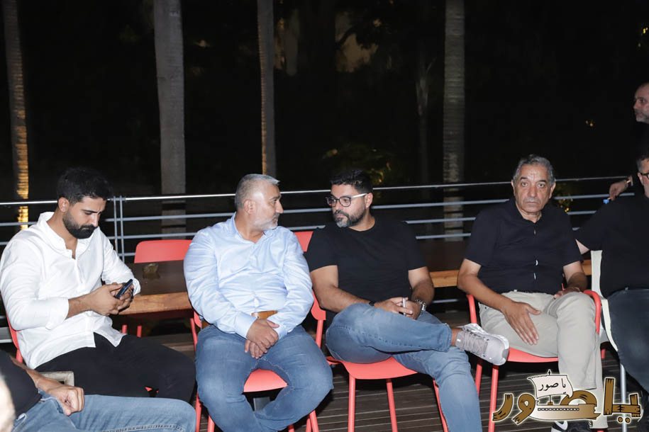 بالصور من أبيدجان: آل الخليل يتقبلون التعازي بالسفير خليل الخليل في مجلس عزاء مهيب