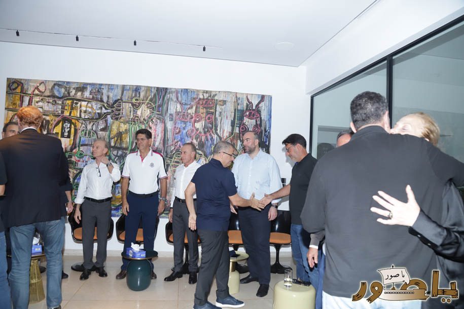 بالصور من أبيدجان: آل الخليل يتقبلون التعازي بالسفير خليل الخليل في مجلس عزاء مهيب