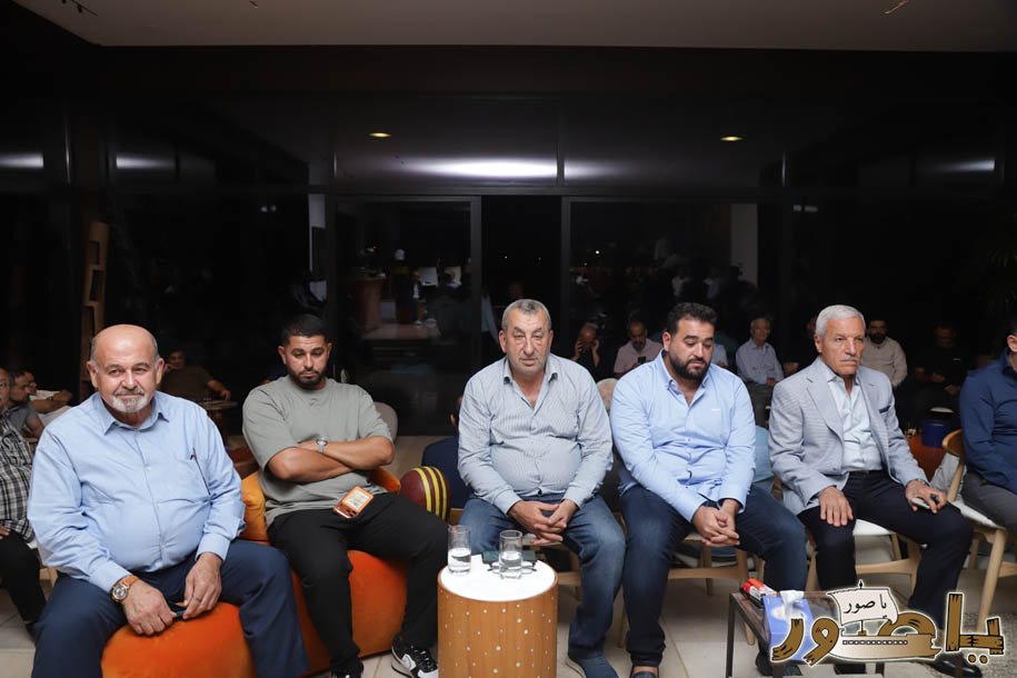 بالصور من أبيدجان: آل الخليل يتقبلون التعازي بالسفير خليل الخليل في مجلس عزاء مهيب