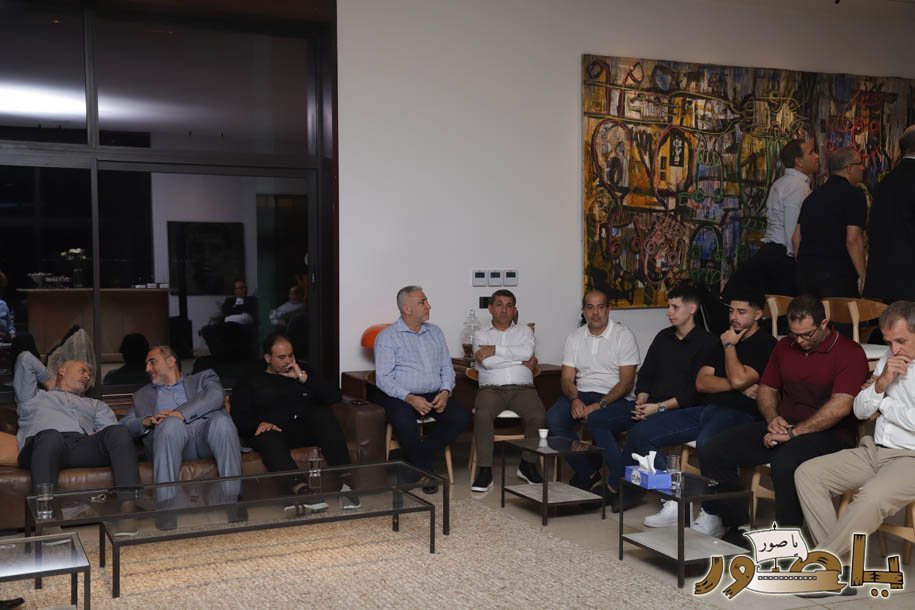 بالصور من أبيدجان: آل الخليل يتقبلون التعازي بالسفير خليل الخليل في مجلس عزاء مهيب