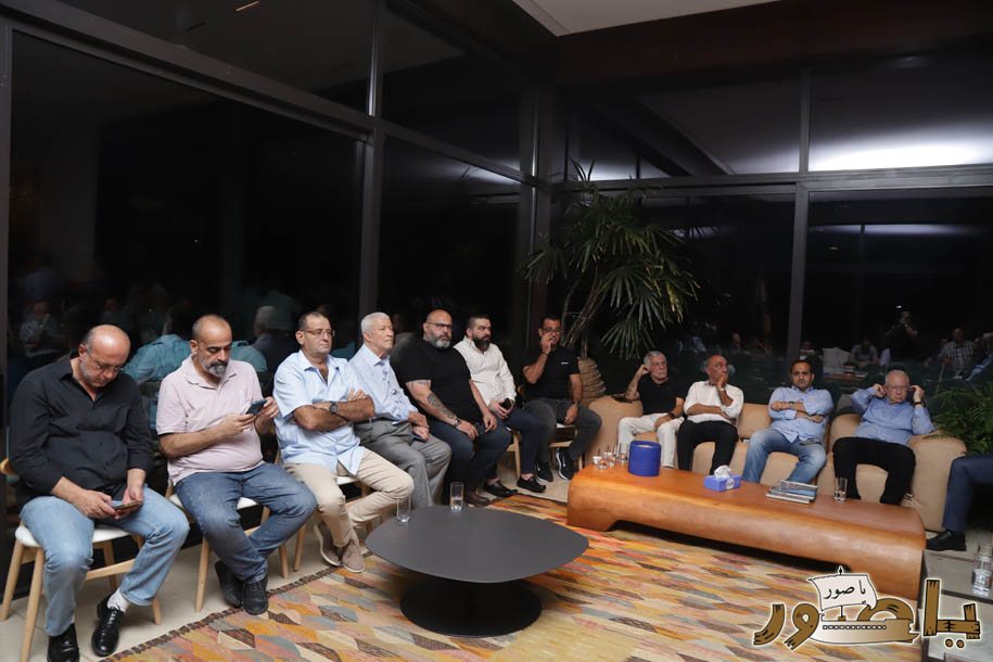 بالصور من أبيدجان: آل الخليل يتقبلون التعازي بالسفير خليل الخليل في مجلس عزاء مهيب