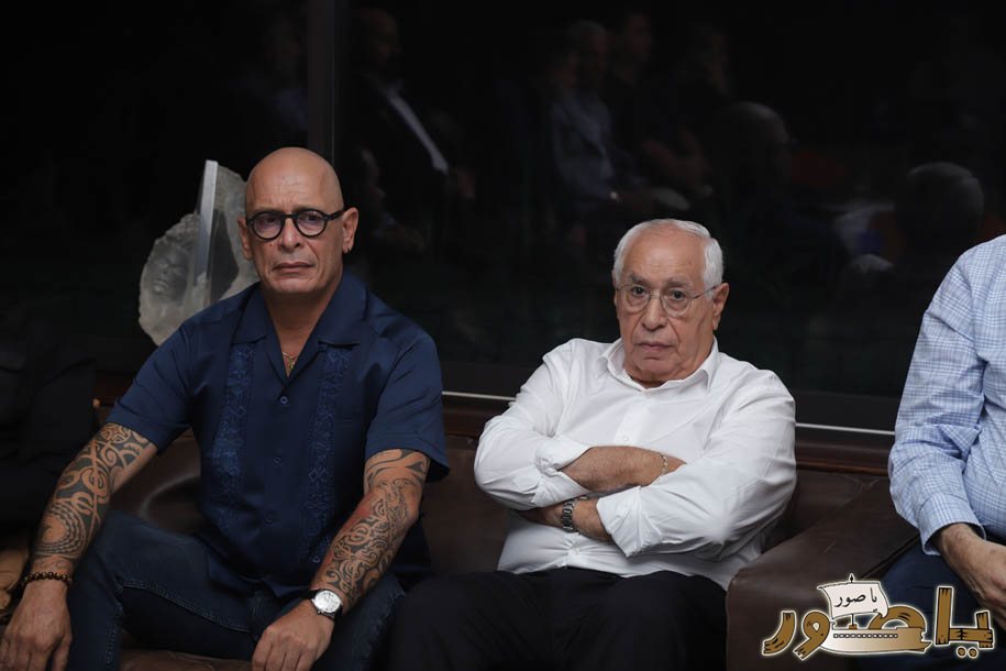 بالصور من أبيدجان: آل الخليل يتقبلون التعازي بالسفير خليل الخليل في مجلس عزاء مهيب