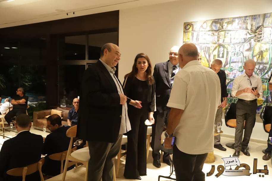 بالصور من أبيدجان: آل الخليل يتقبلون التعازي بالسفير خليل الخليل في مجلس عزاء مهيب