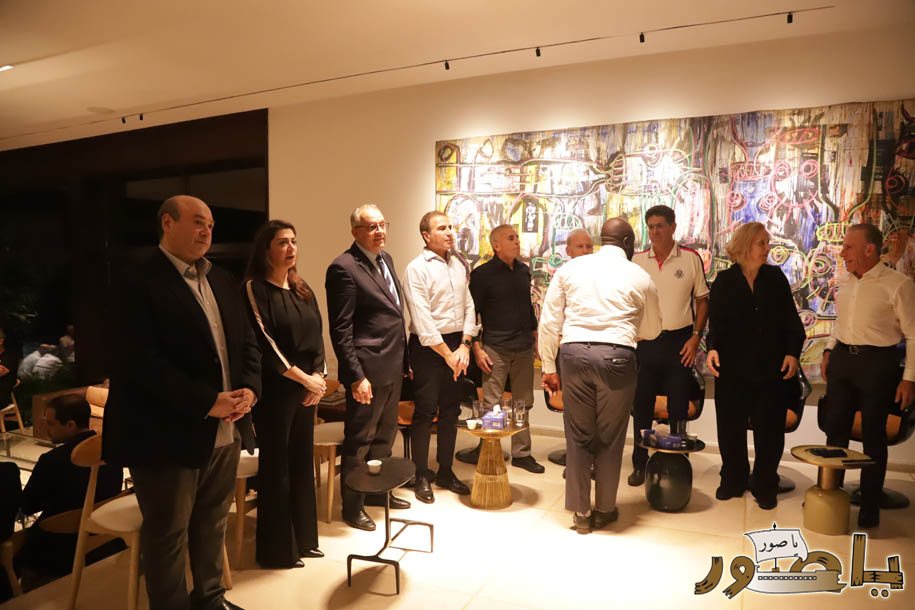 بالصور من أبيدجان: آل الخليل يتقبلون التعازي بالسفير خليل الخليل في مجلس عزاء مهيب