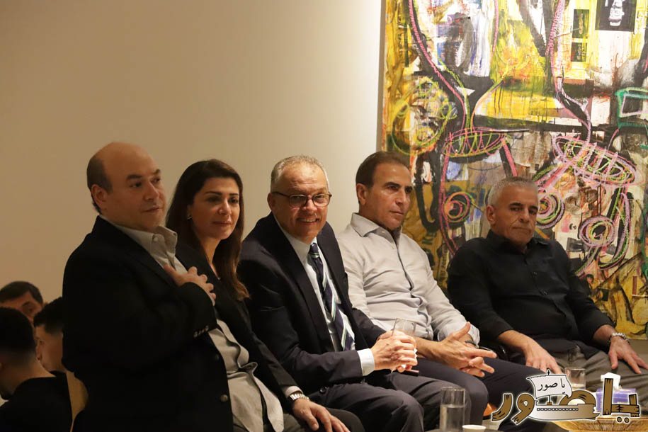 بالصور من أبيدجان: آل الخليل يتقبلون التعازي بالسفير خليل الخليل في مجلس عزاء مهيب