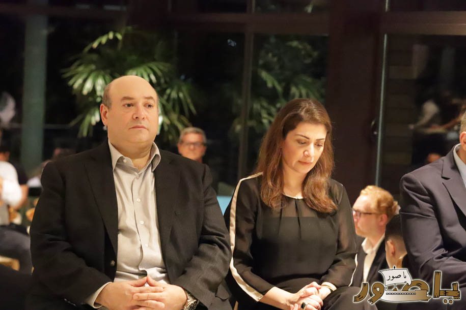 بالصور من أبيدجان: آل الخليل يتقبلون التعازي بالسفير خليل الخليل في مجلس عزاء مهيب