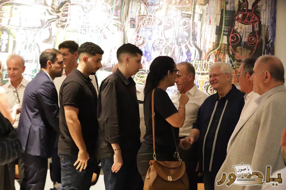 بالصور من أبيدجان: آل الخليل يتقبلون التعازي بالسفير خليل الخليل في مجلس عزاء مهيب