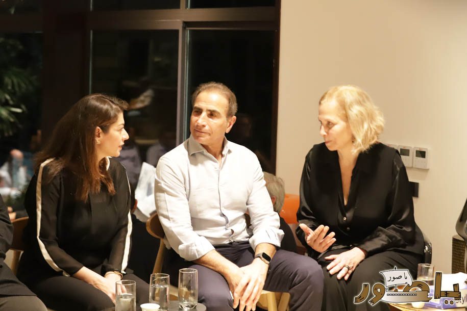 بالصور من أبيدجان: آل الخليل يتقبلون التعازي بالسفير خليل الخليل في مجلس عزاء مهيب