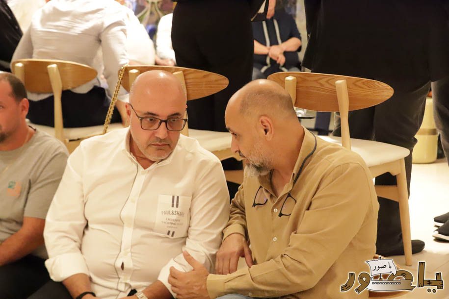 بالصور من أبيدجان: آل الخليل يتقبلون التعازي بالسفير خليل الخليل في مجلس عزاء مهيب