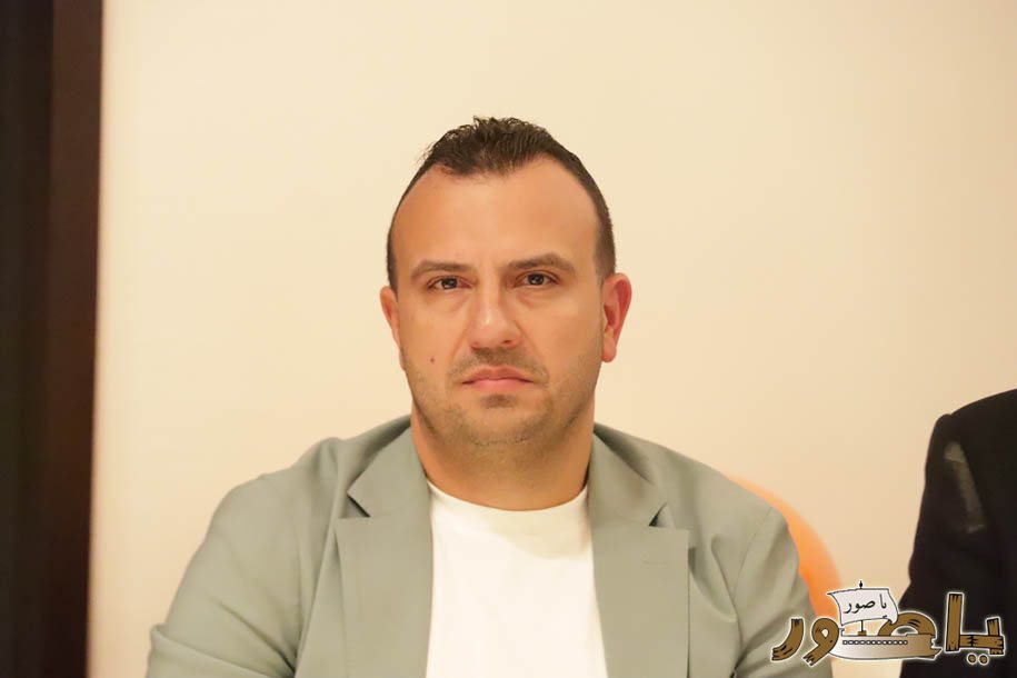 بالصور من أبيدجان: آل الخليل يتقبلون التعازي بالسفير خليل الخليل في مجلس عزاء مهيب