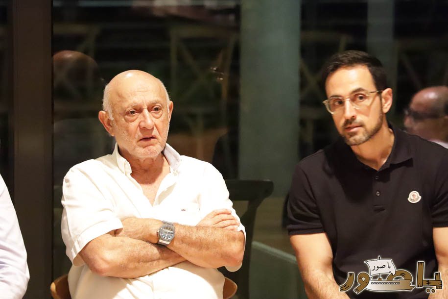 بالصور من أبيدجان: آل الخليل يتقبلون التعازي بالسفير خليل الخليل في مجلس عزاء مهيب