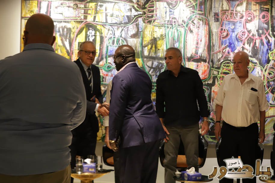 بالصور من أبيدجان: آل الخليل يتقبلون التعازي بالسفير خليل الخليل في مجلس عزاء مهيب