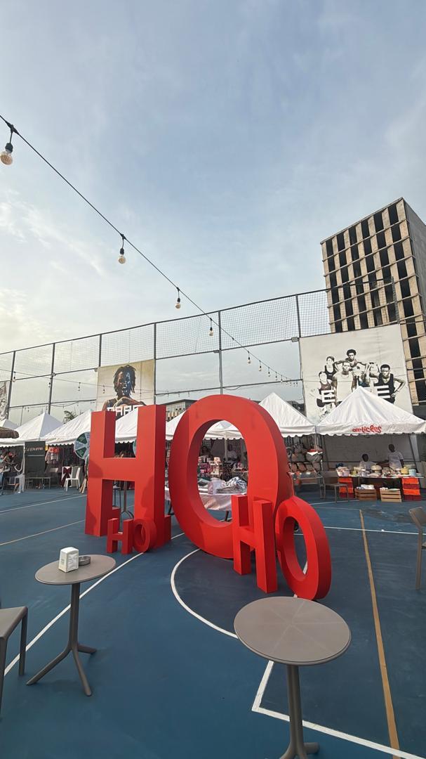 أجواء العيد مستمرة في March de No l إيليت: لا تفوتوا آخر 4 أيام!