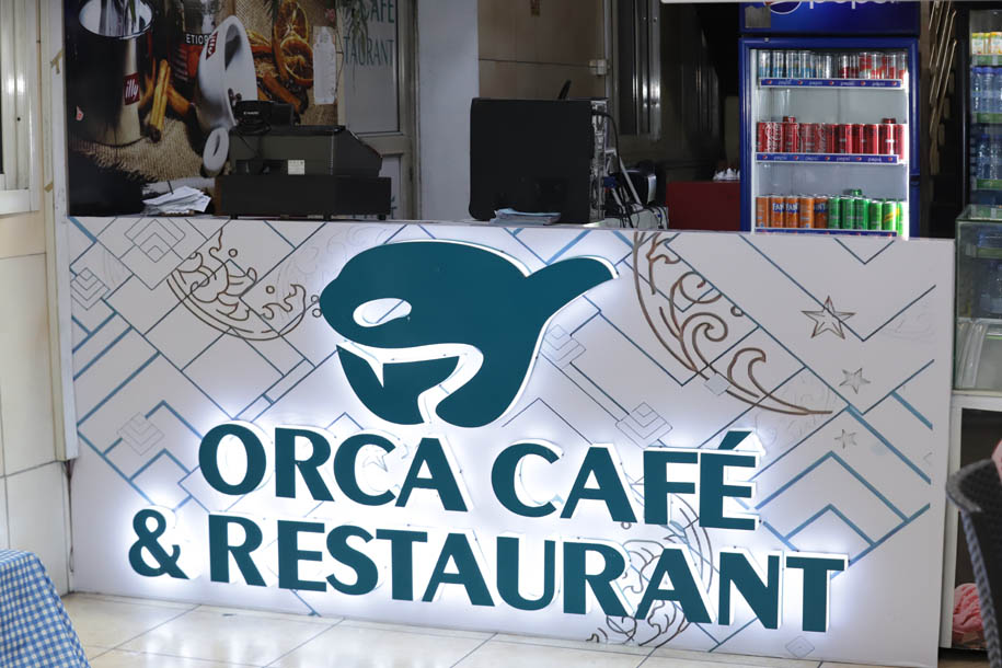 مطعم وكافيه أوركا في أبيدجان بإدارته الجديدة يقدم ٣٥٪ حسم على جميع المأكولات بمناسبة الأعياد