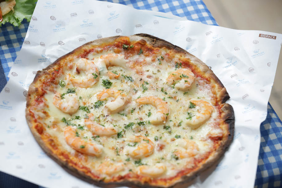 مطعم وكافيه أوركا في أبيدجان بإدارته الجديدة يقدم ٣٥٪ حسم على جميع المأكولات بمناسبة الأعياد