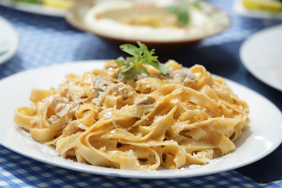 مطعم وكافيه أوركا في أبيدجان بإدارته الجديدة يقدم ٣٥٪ حسم على جميع المأكولات بمناسبة الأعياد