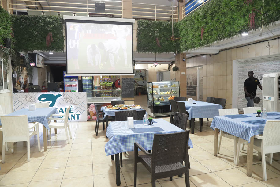 مطعم وكافيه أوركا في أبيدجان بإدارته الجديدة يقدم ٣٥٪ حسم على جميع المأكولات بمناسبة الأعياد