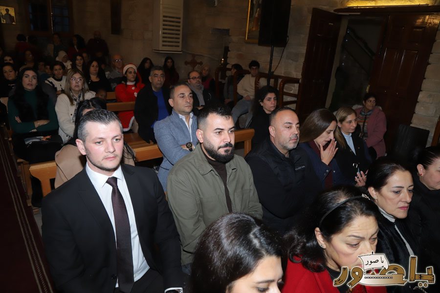 رسيتال ميلادي حاشد في كنيسة مار توما للروم الأرثوذكس صور