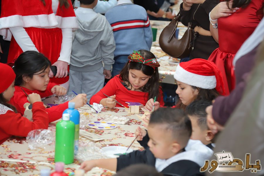 أجواء ميلادية في المدرسة الإنجيلية اللبنانية في صور