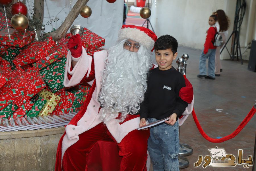 أجواء ميلادية في المدرسة الإنجيلية اللبنانية في صور