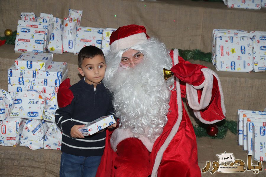 أجواء ميلادية في المدرسة الإنجيلية اللبنانية في صور