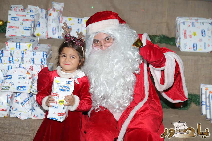 أجواء ميلادية في المدرسة الإنجيلية اللبنانية في صور