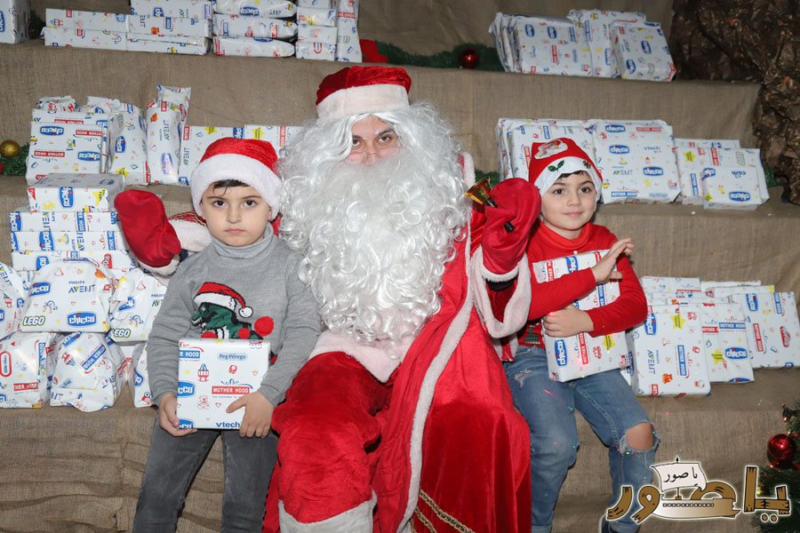 أجواء ميلادية في المدرسة الإنجيلية اللبنانية في صور