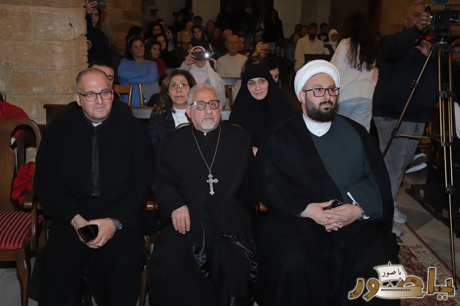 سهرة ترانيم ميلادية في كنيسة مار أنطونيوس صور