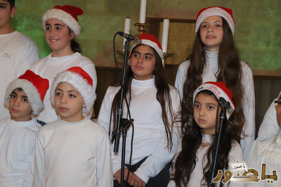 سهرة ترانيم ميلادية في كنيسة مار أنطونيوس صور