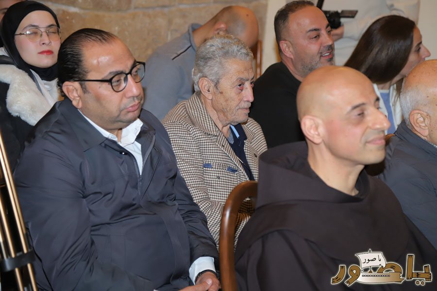 سهرة ترانيم ميلادية في كنيسة مار أنطونيوس صور