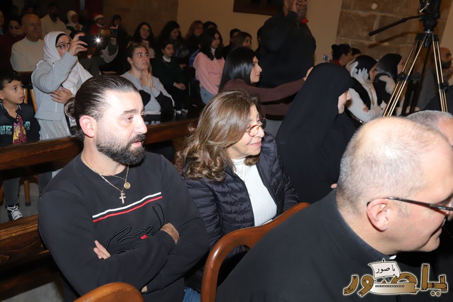 سهرة ترانيم ميلادية في كنيسة مار أنطونيوس صور